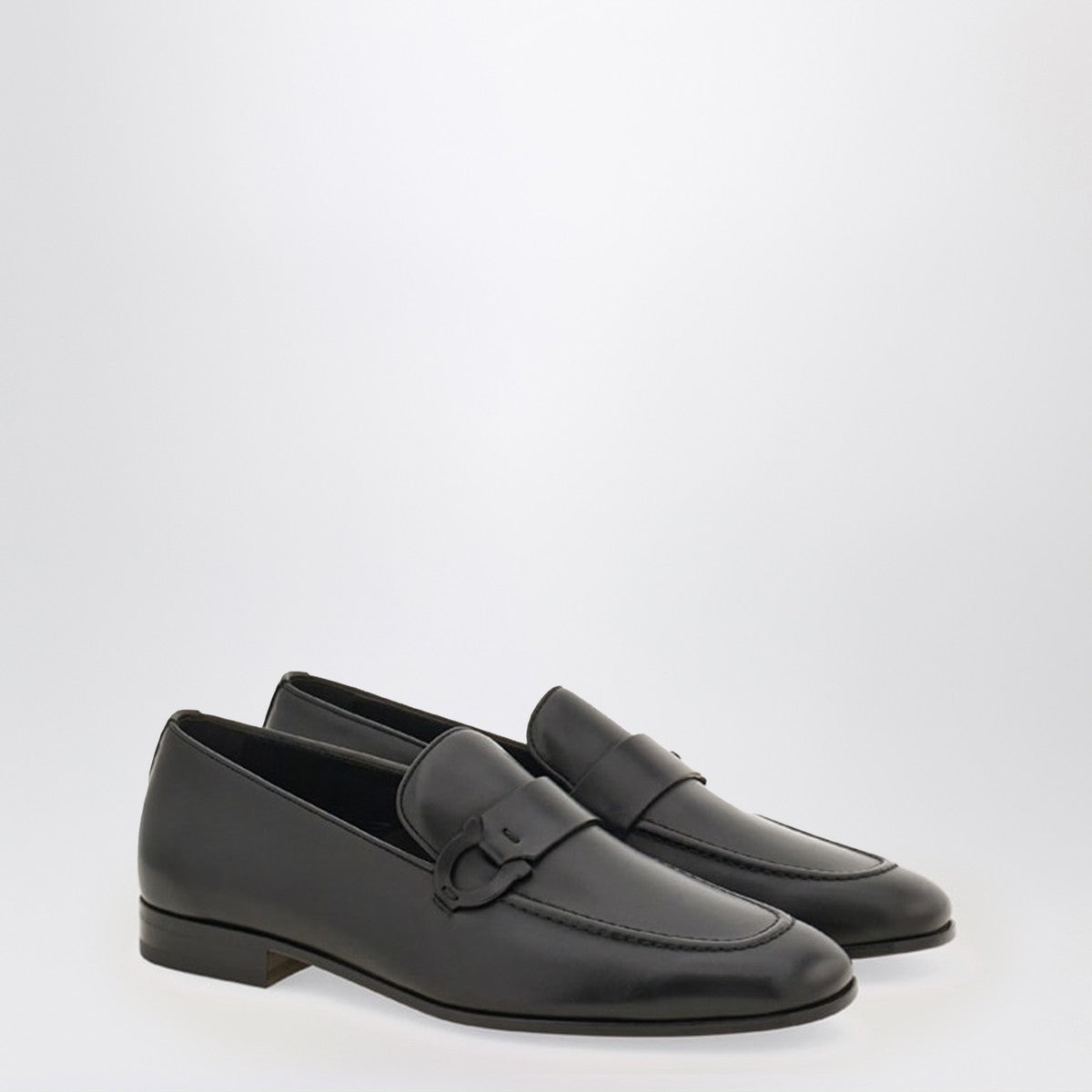 Ferragamo Black loafer with Gancini logo