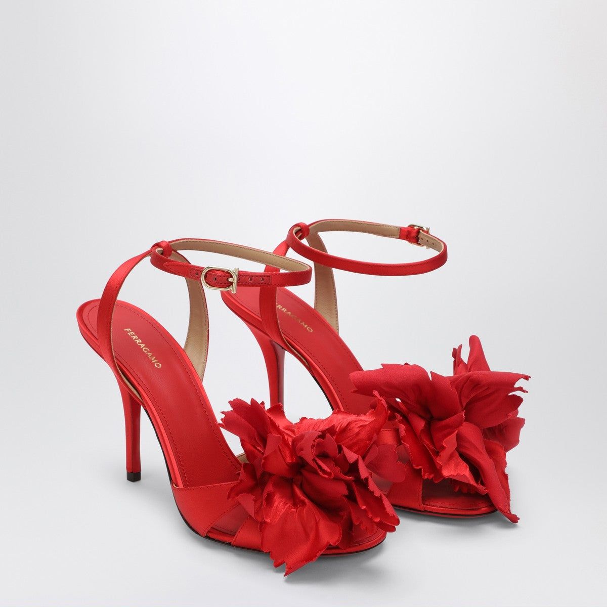 Ferragamo Red satin sandals with flower