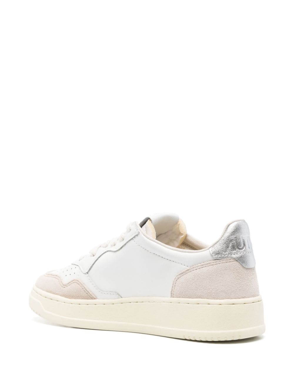 Autry MEDALIST LOW SNEAKERS IN WHITE AND SILVER LEATHER AND SUEDE