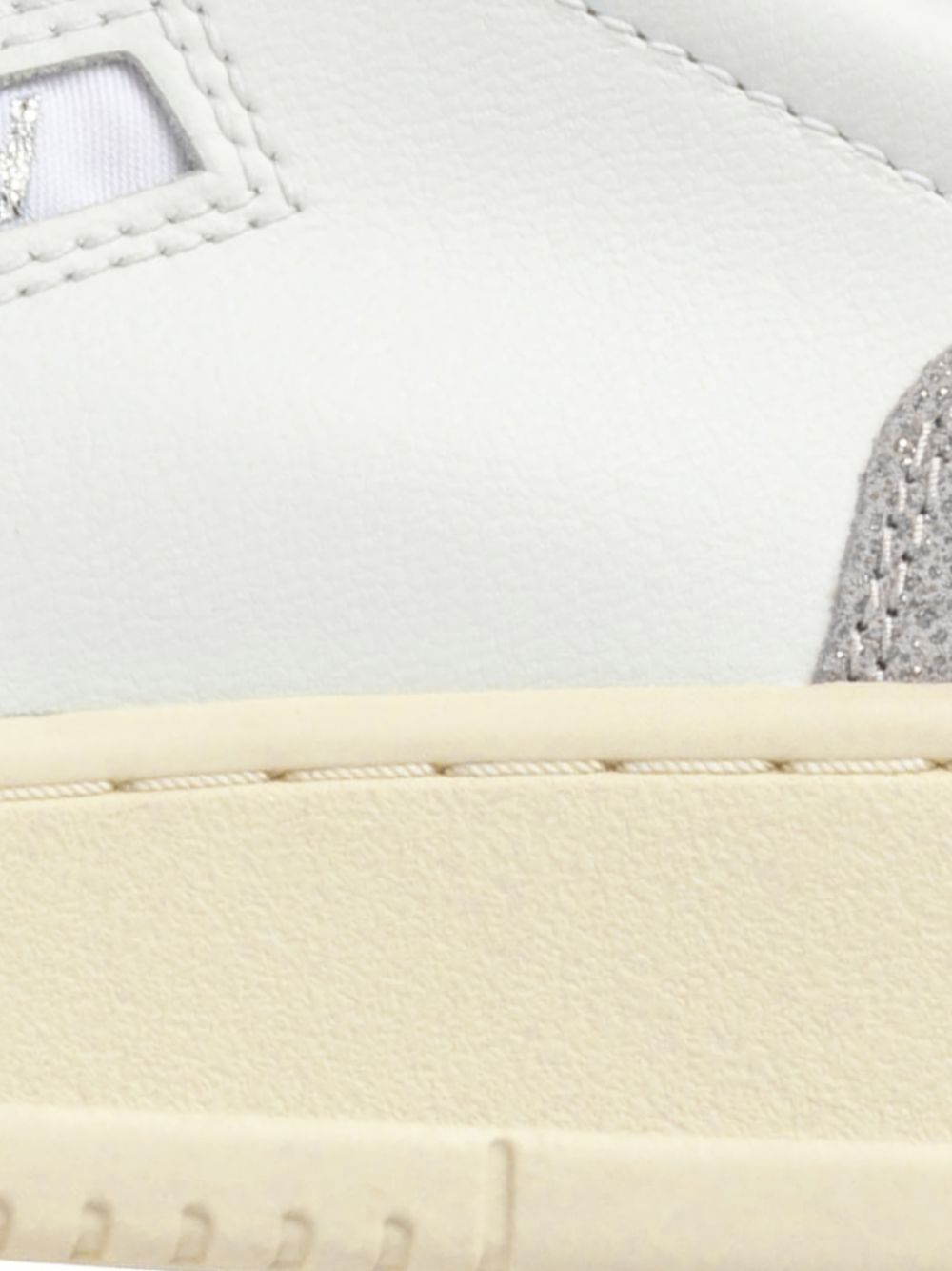 Autry Low Leather Sneakers