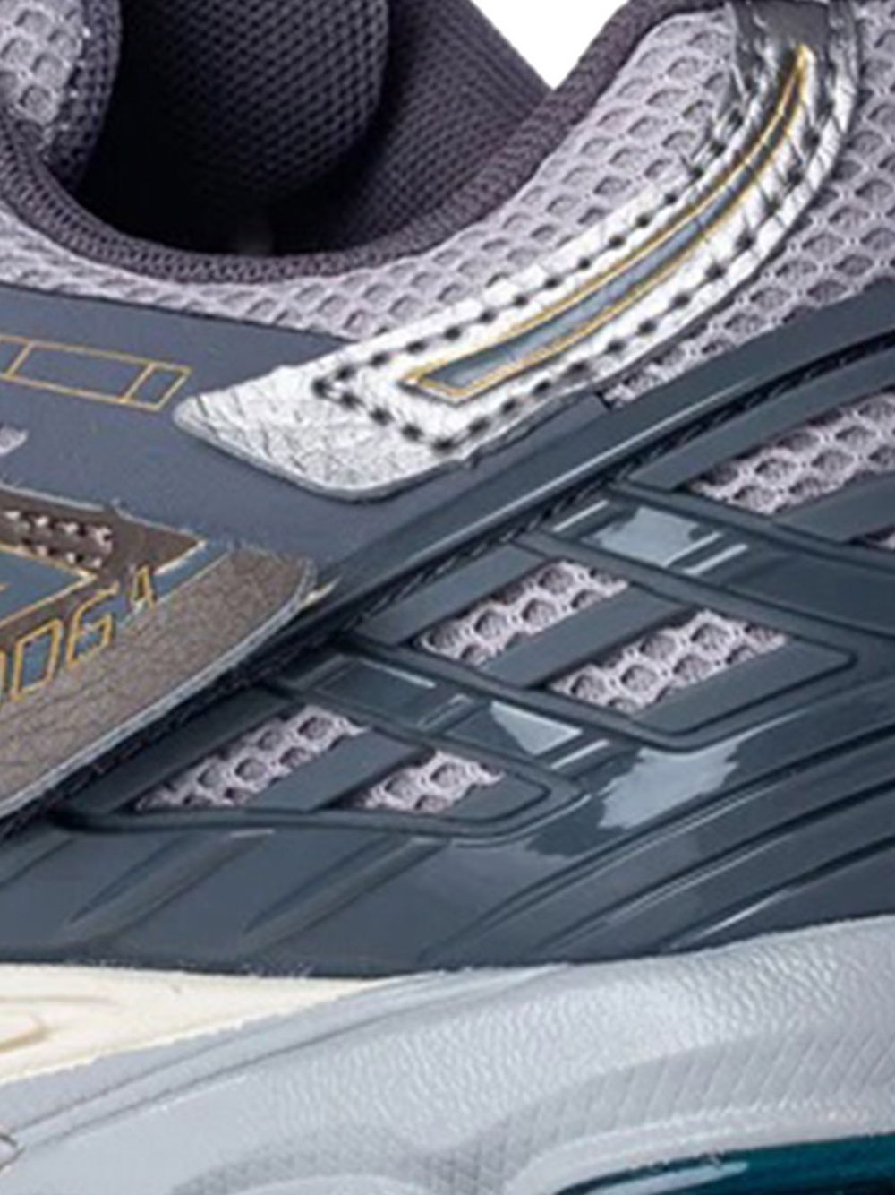 New Balance 1906 Sneakers