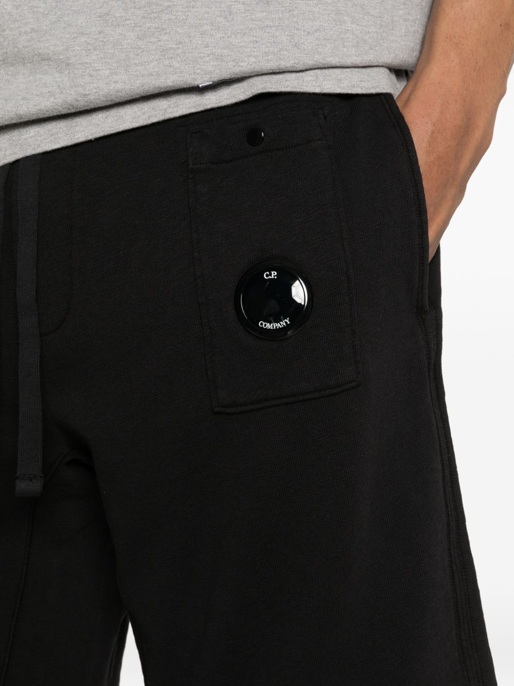 C.P. COMPANY Shorts Black