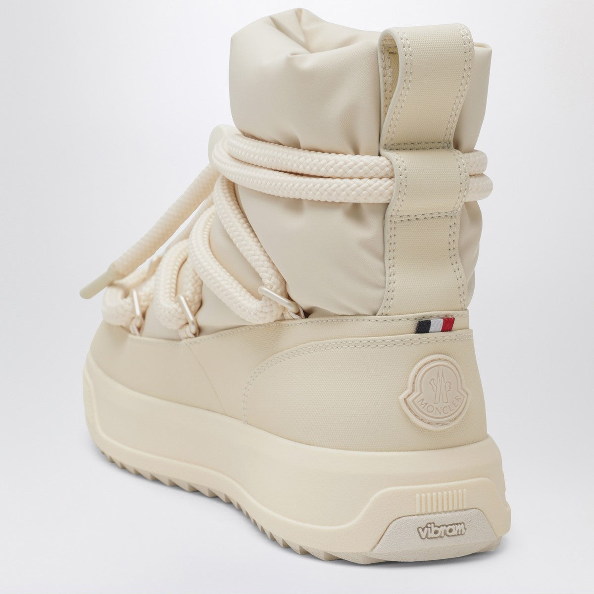 Moncler Altive Mid snow boots in beige
