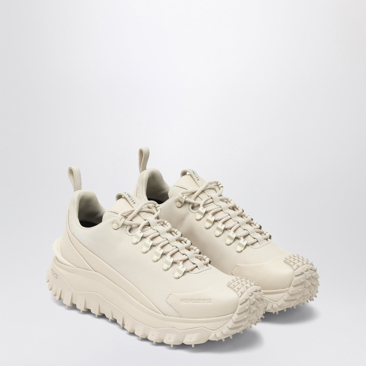 Moncler Sneaker Trailgrip GTX in nubuck and white leather