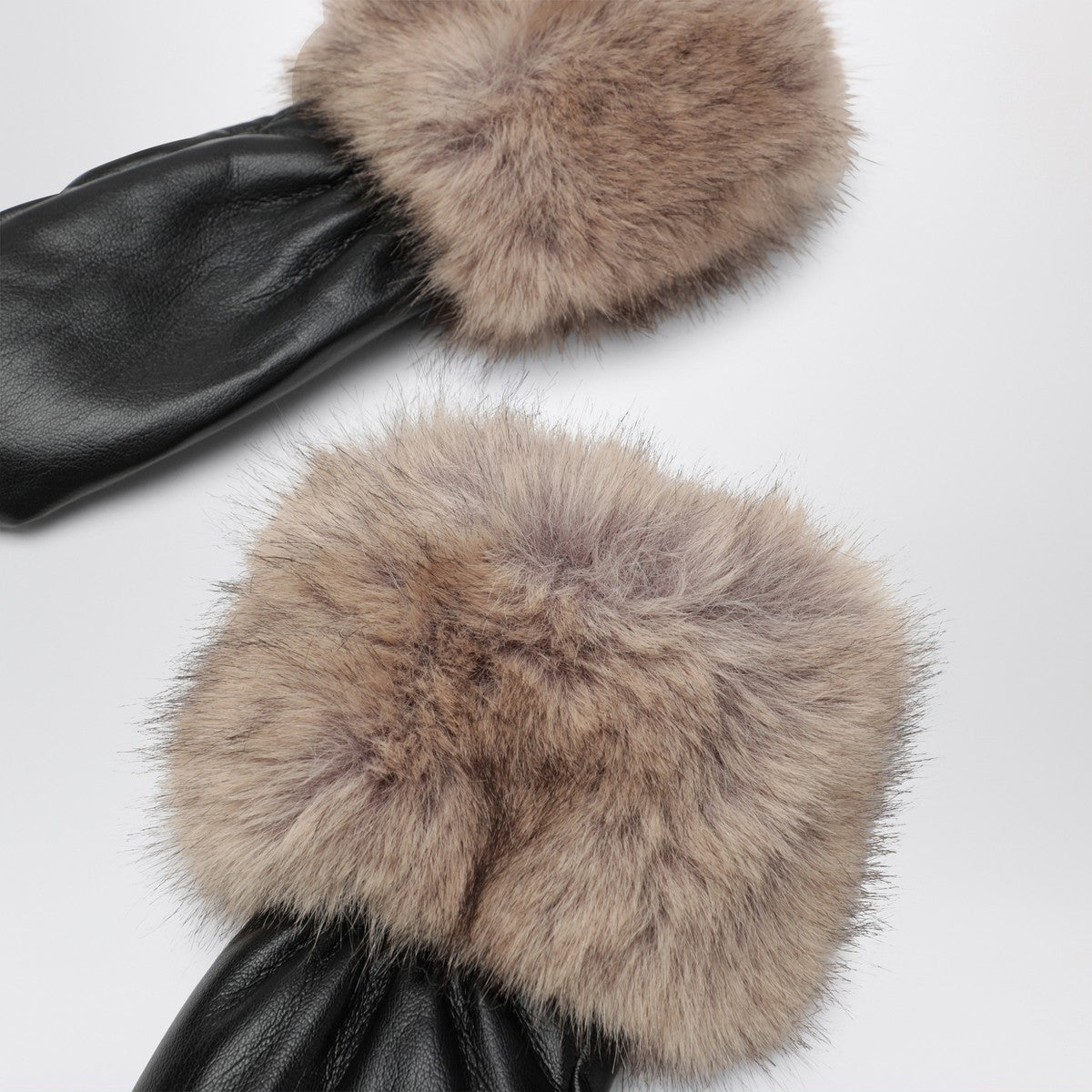 STAND STUDIO Jane gloves in leather and fur