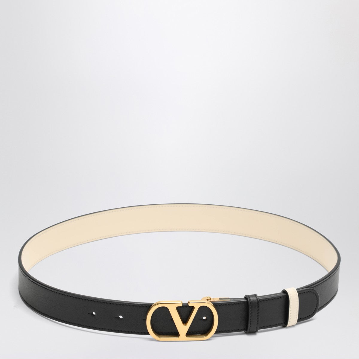 Valentino Garavani Reversible VLogo Signature belt in black/butter white