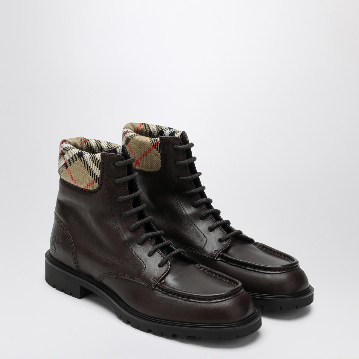 Burberry Brown leather amphibian rogue