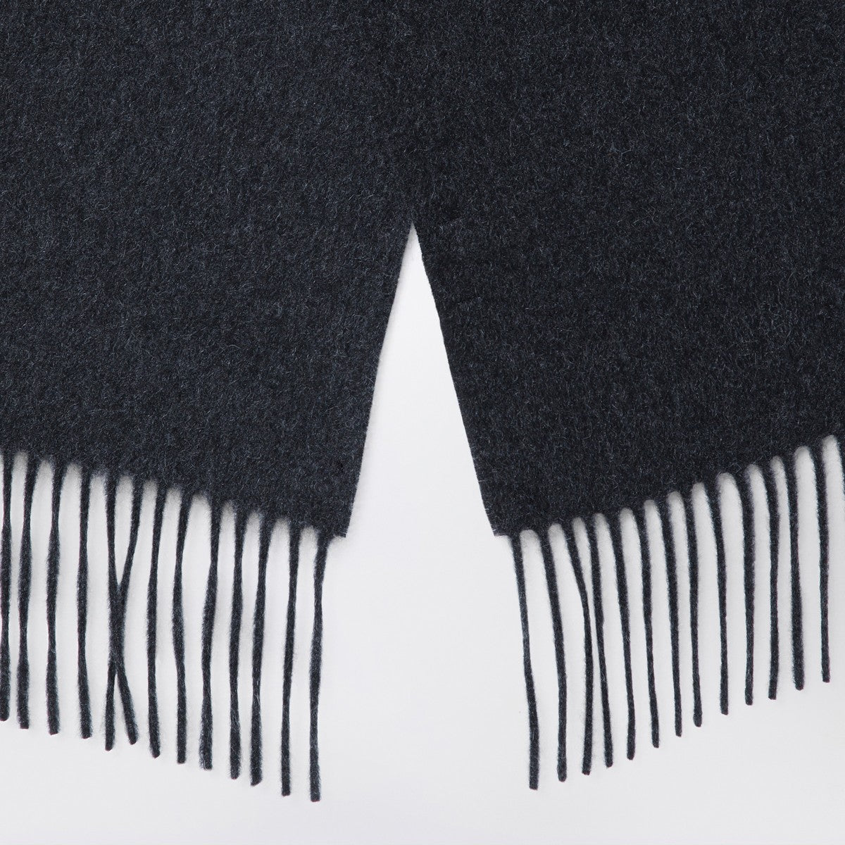 Destin Dark grey cashmere scarf