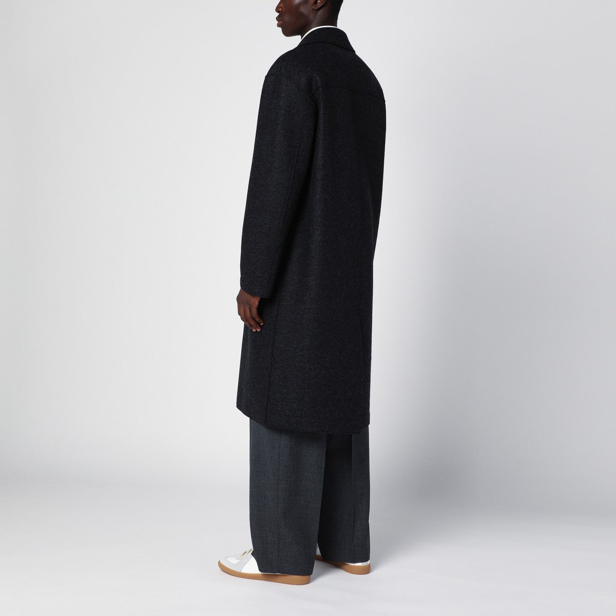 Harris Wharf London Anthracite grey single-breasted wool coat