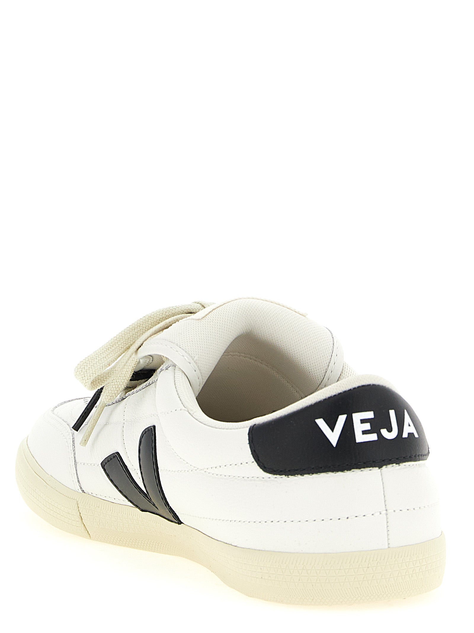 Panenka Veja X Magliano Sneakers